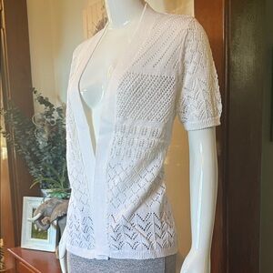 NWT northern reflections size small White Open Knit Cardigan